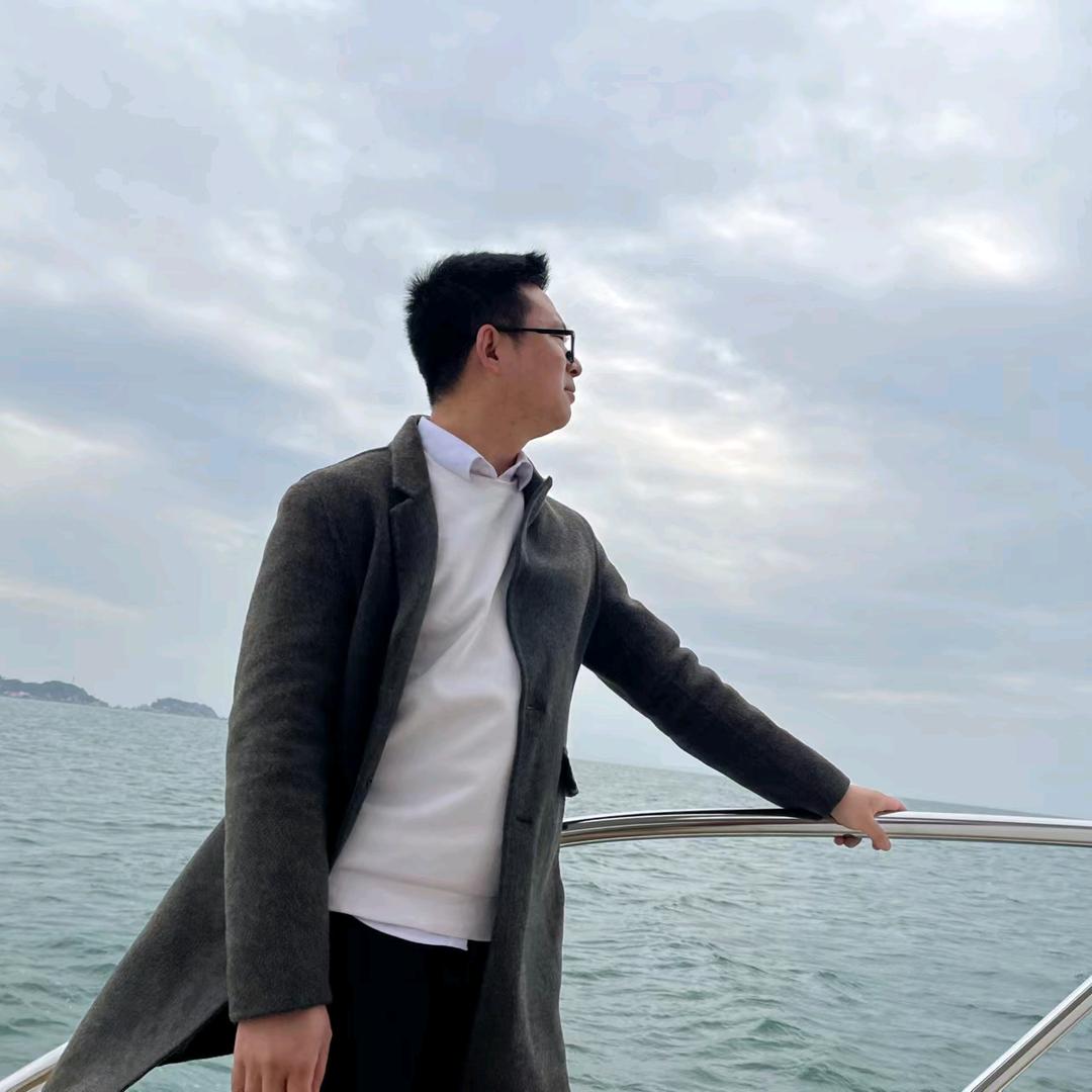 卖家具的潇洒哥