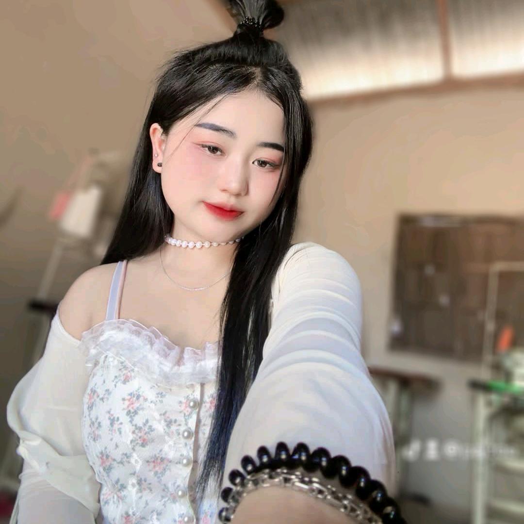 査美娜ກະເລຍ🥰