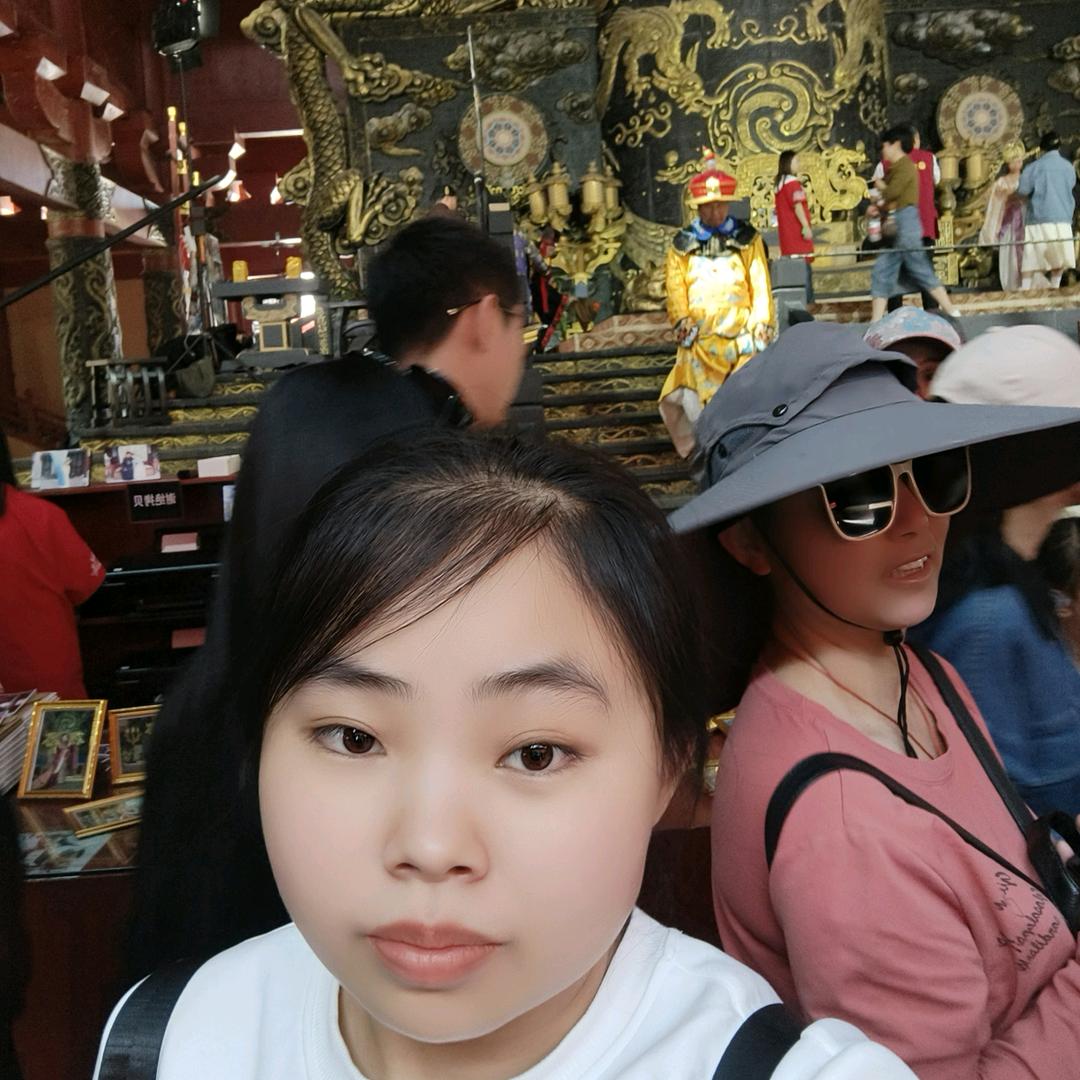 凡事靠自己（橱窗百货）