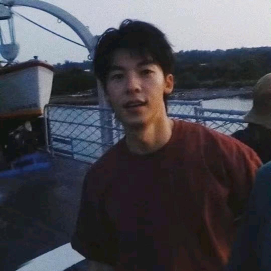 州仔有点困