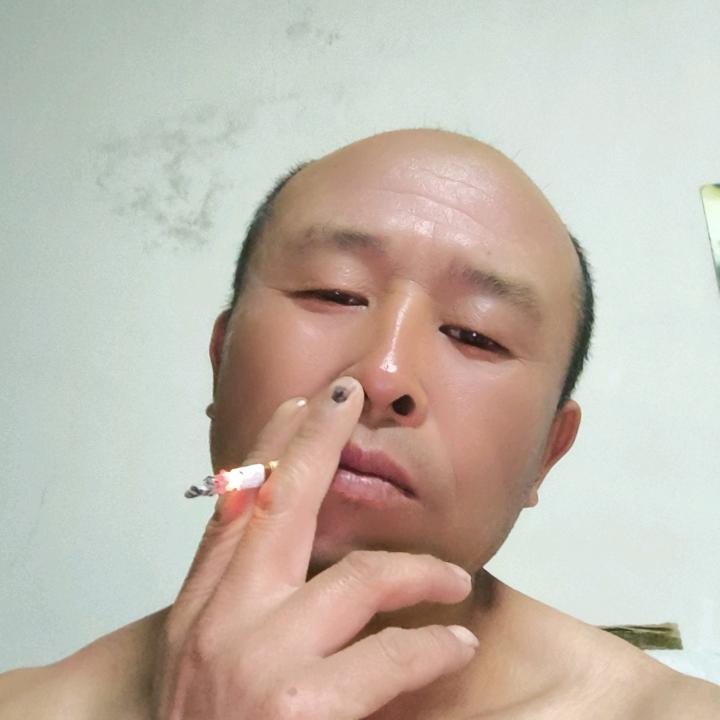钢筋工突击队班组芳哥