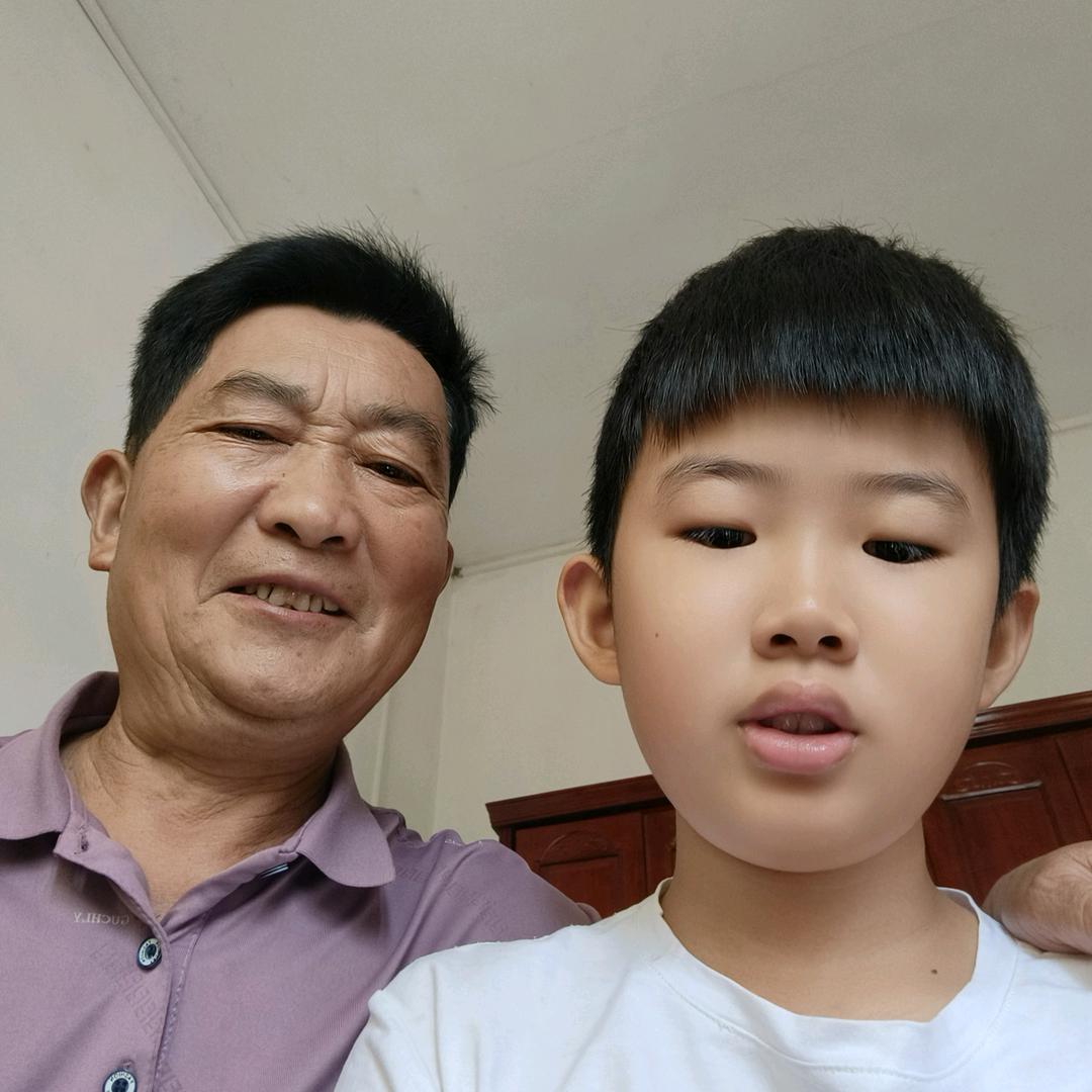 刘伏初