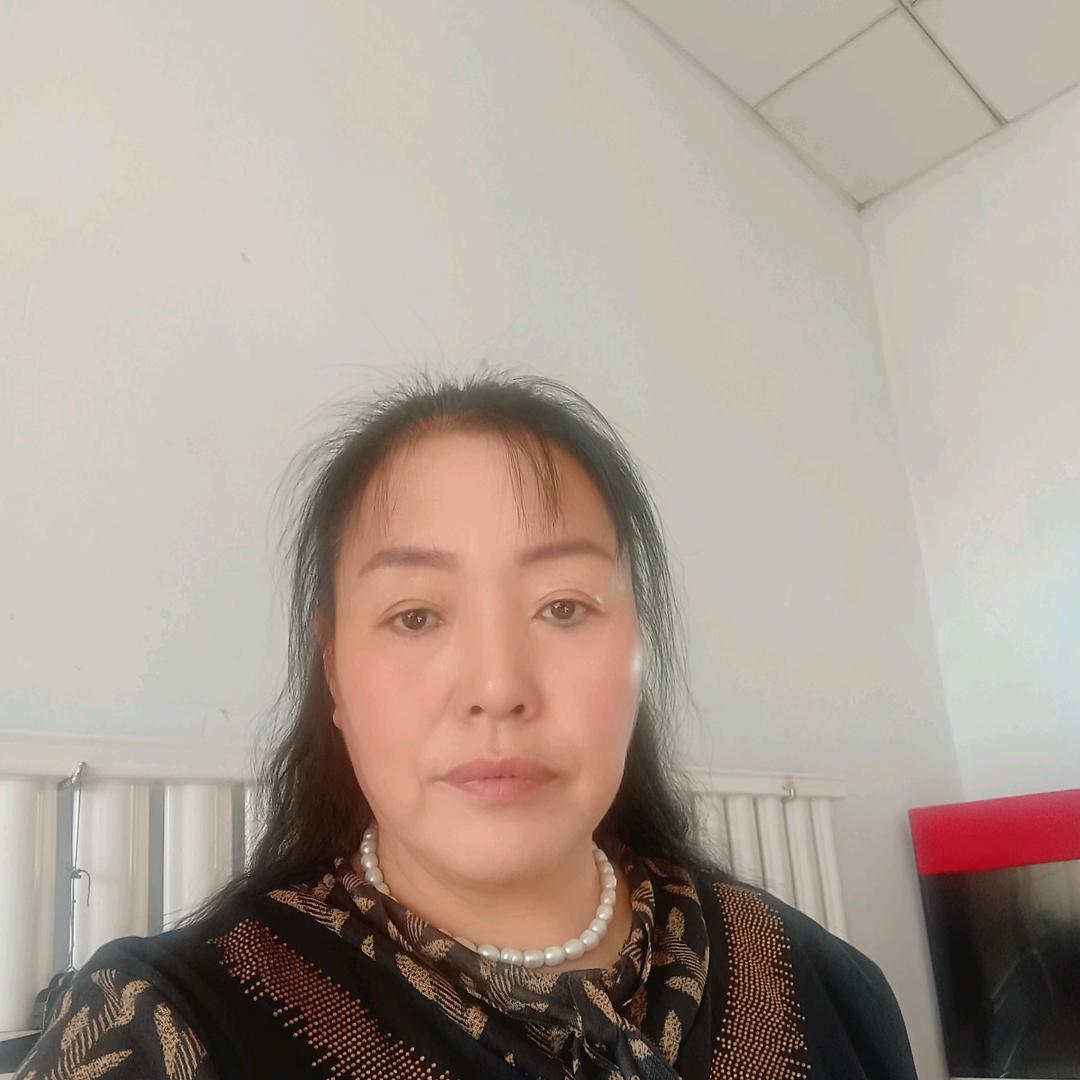 恩念快乐的一家人