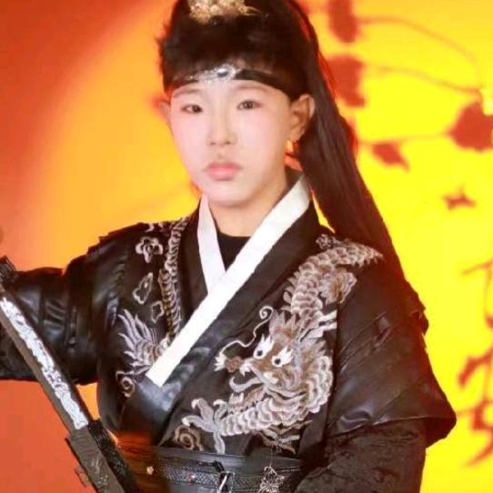 李柳毅