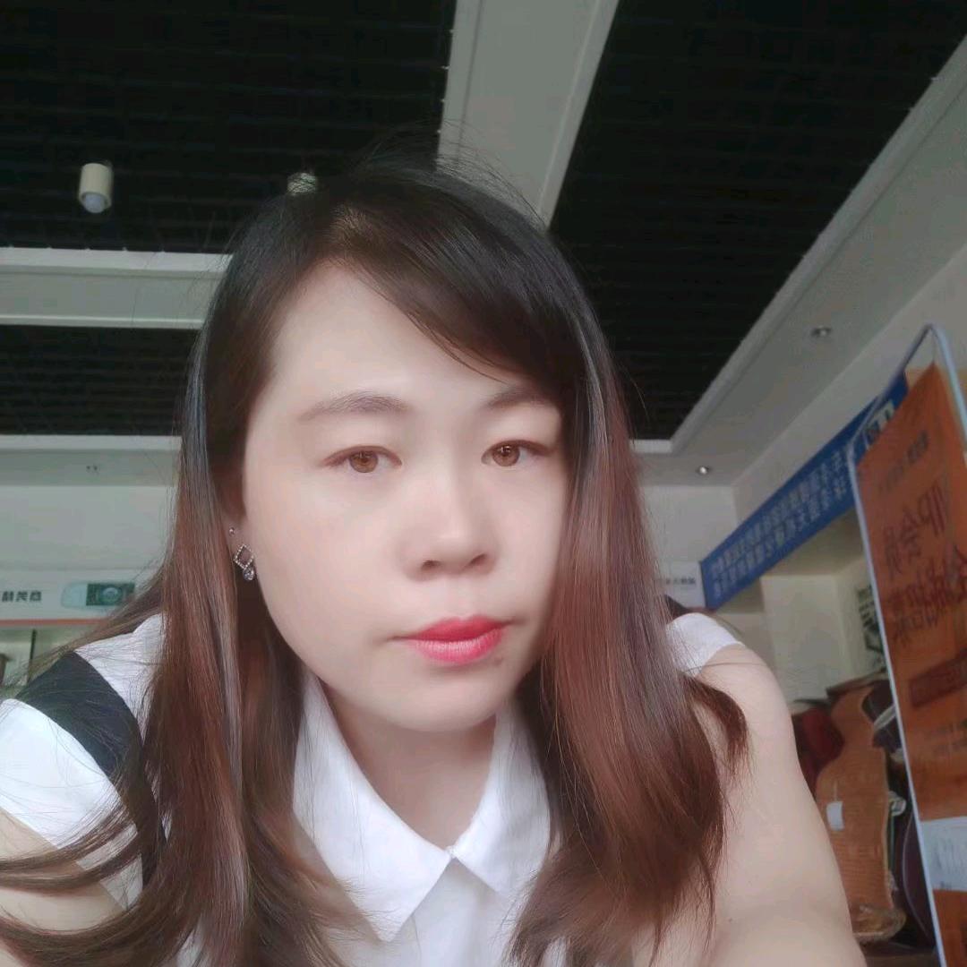 80后村干部燕子
