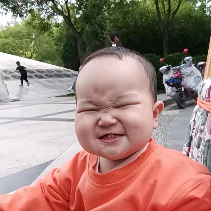 紫色烟花