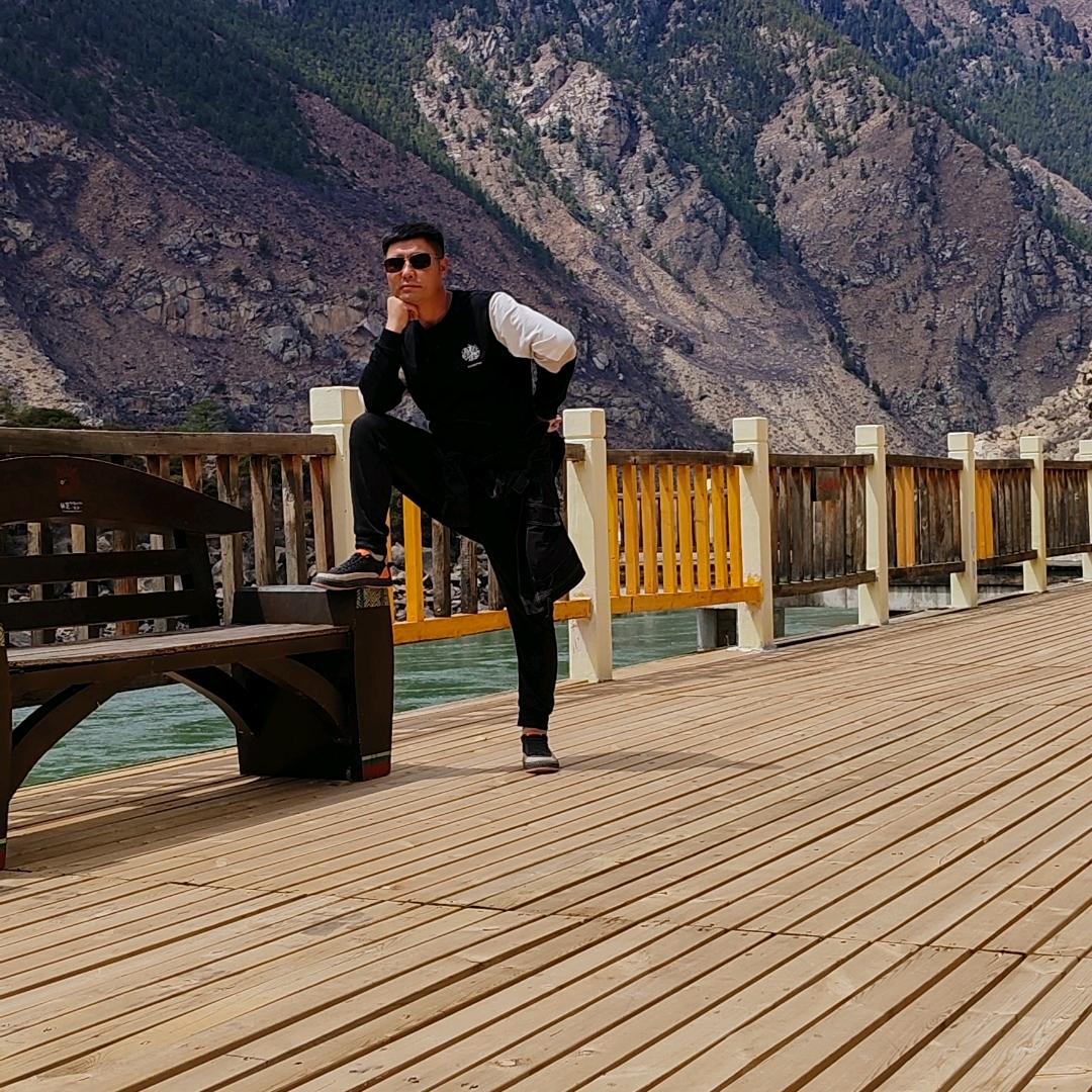 筑藏木业柴火批发