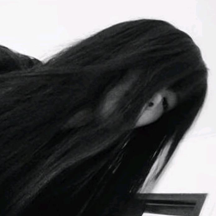 -小 欣 悦-