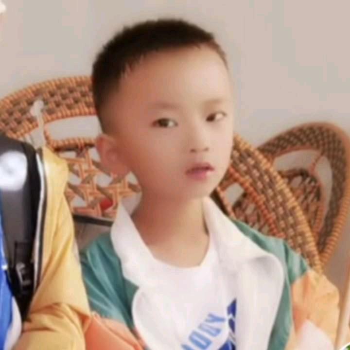 ღᩚ᭄香烟不离手ৡᩚ࿐