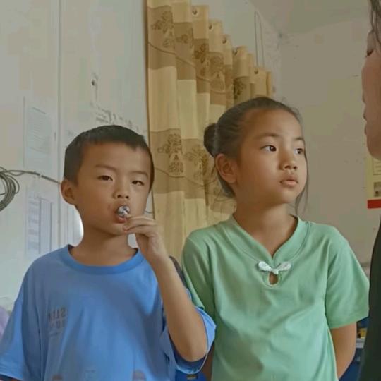 我女儿和我弟弟