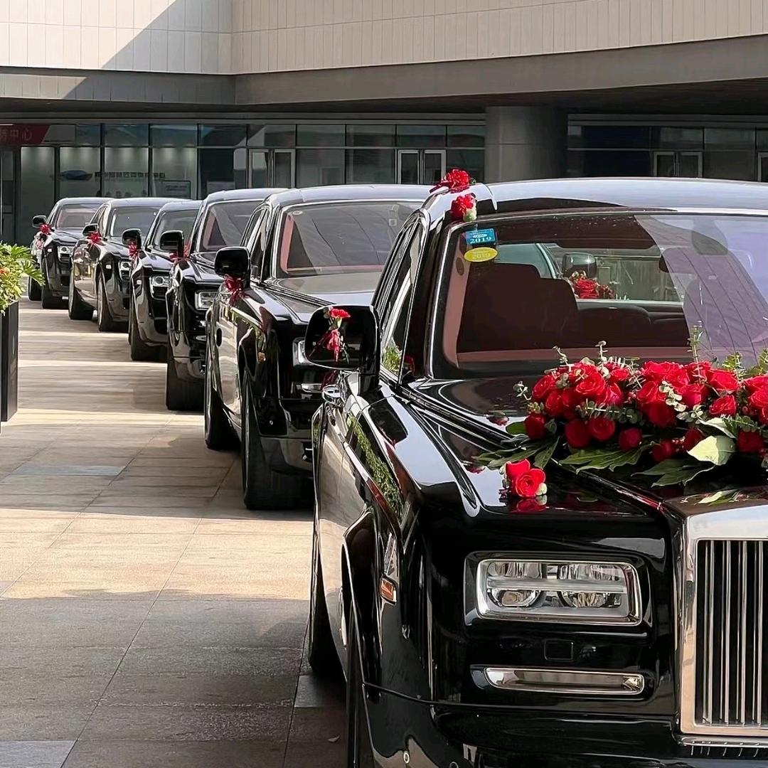 辽中· 𝑨𝒖𝑫𝒊婚车