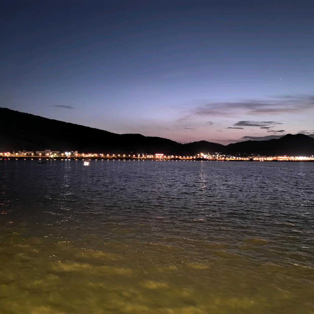 志伟百货个体店