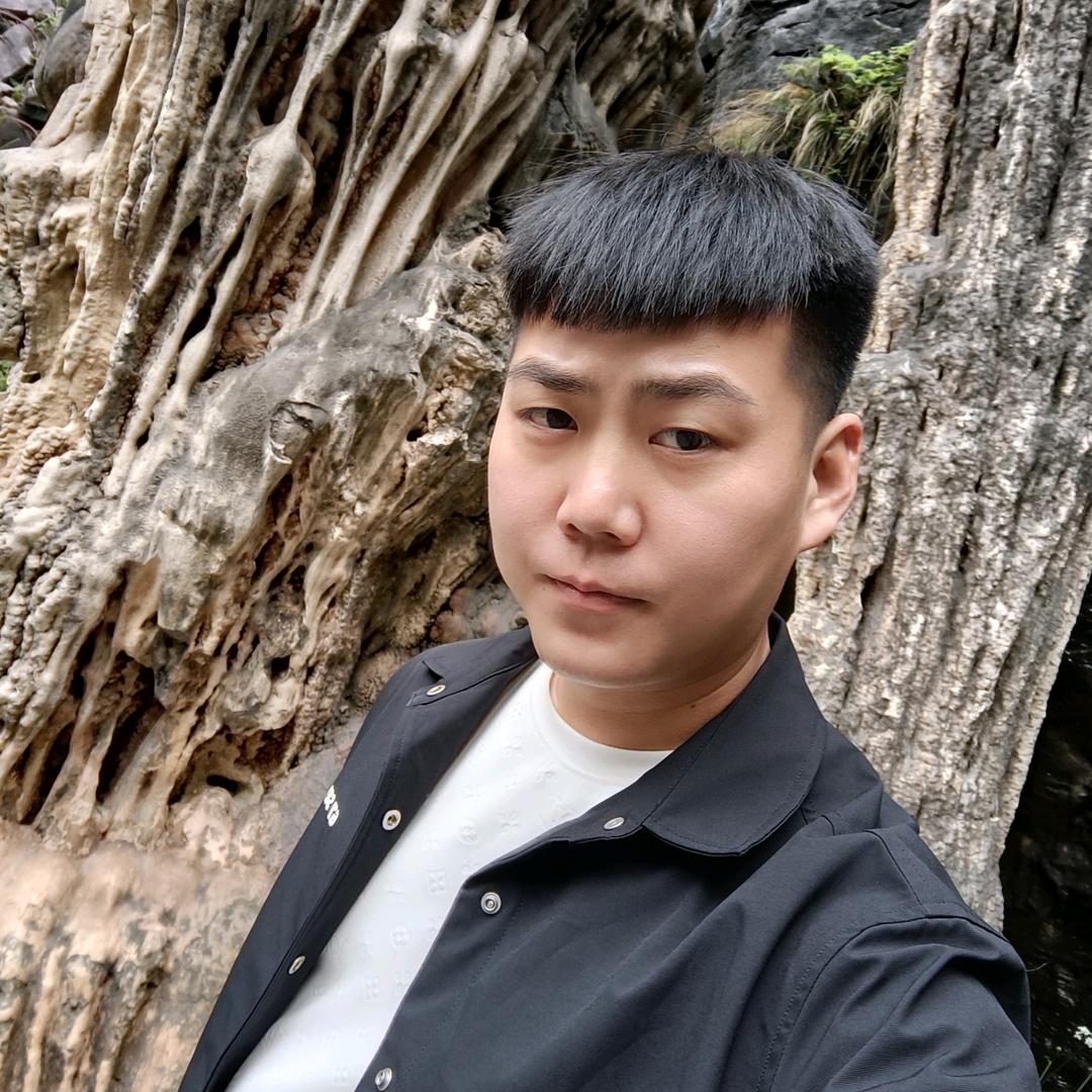 @    磊