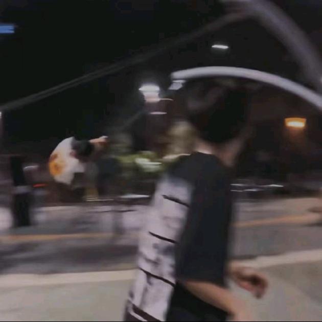 白给