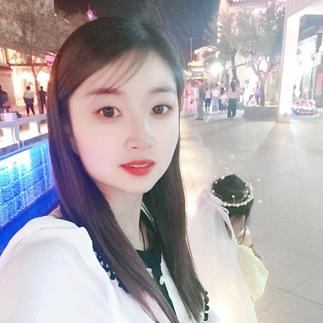 @ℒᎭℯ⃝傻💞丫头࿐