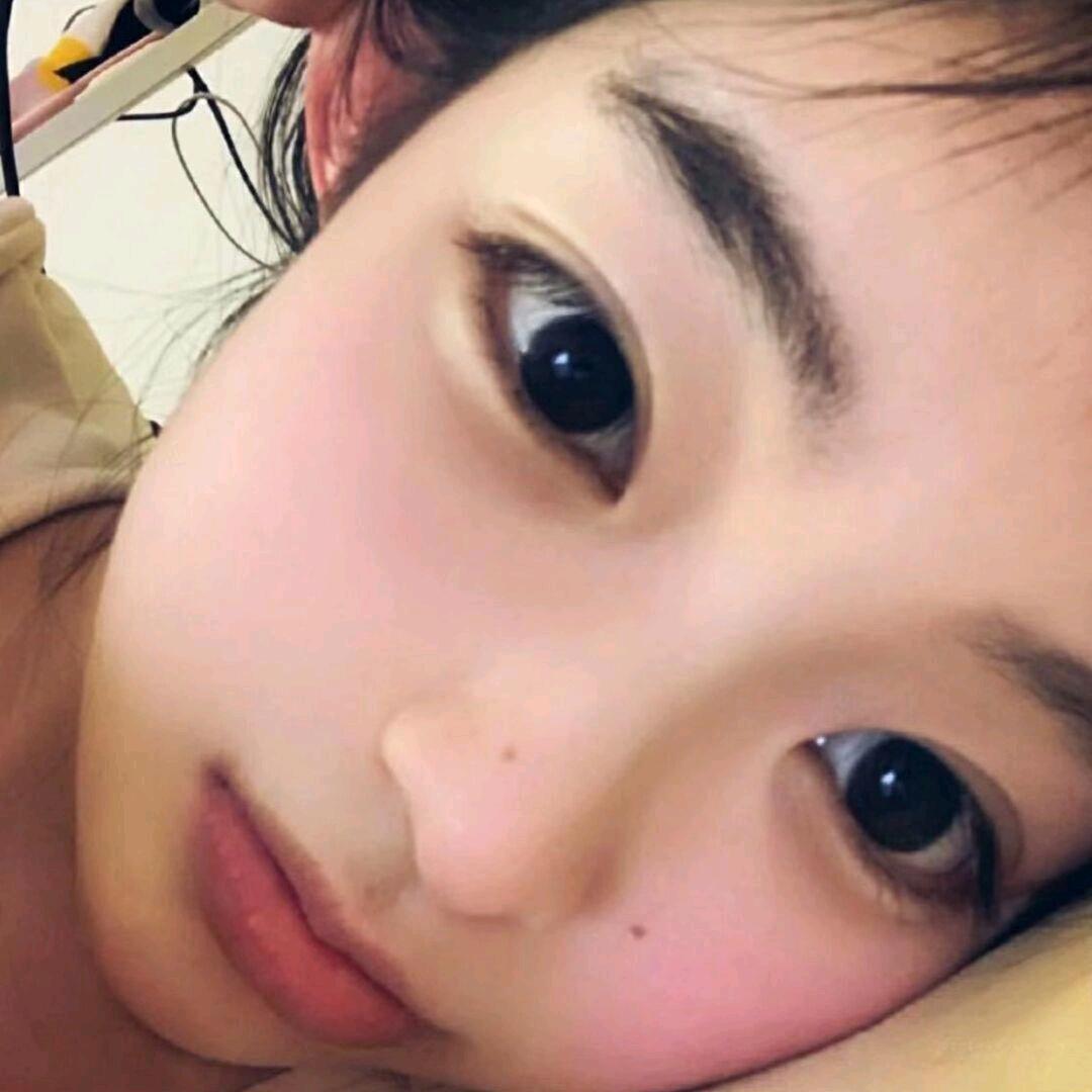 栀栀头像