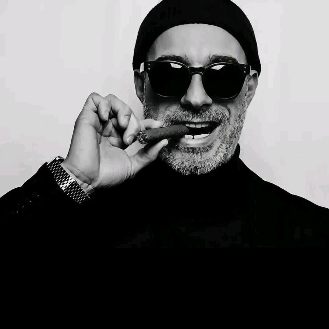 王    老狠