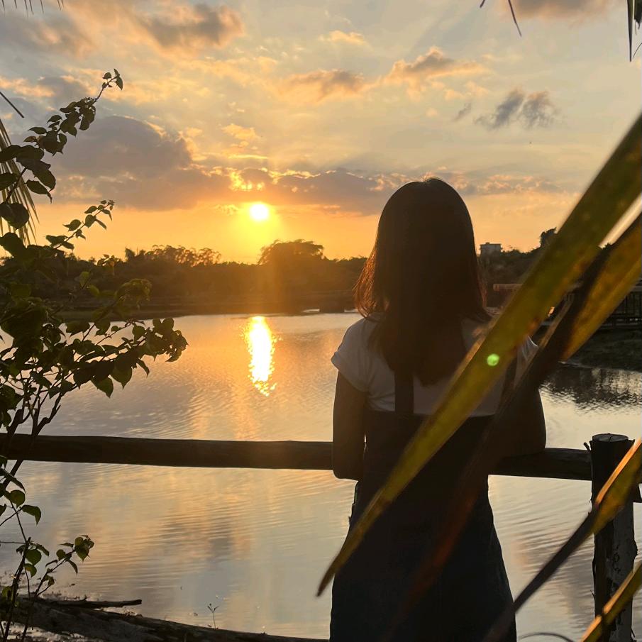 潇潇暮夏♛子衿佳话