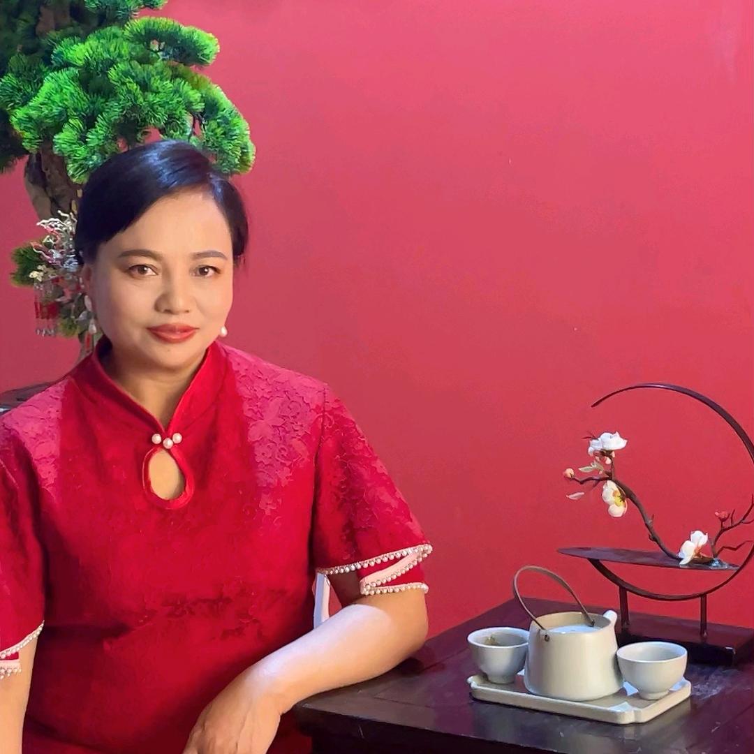 夏大姐