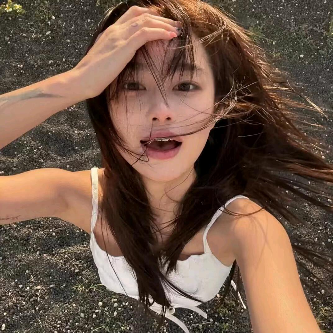 -小妮子-🧚