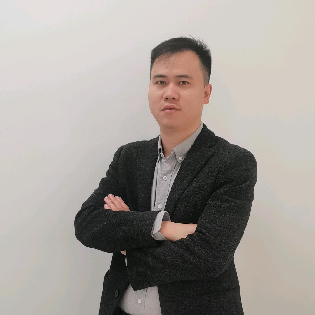 陆良定制何大师