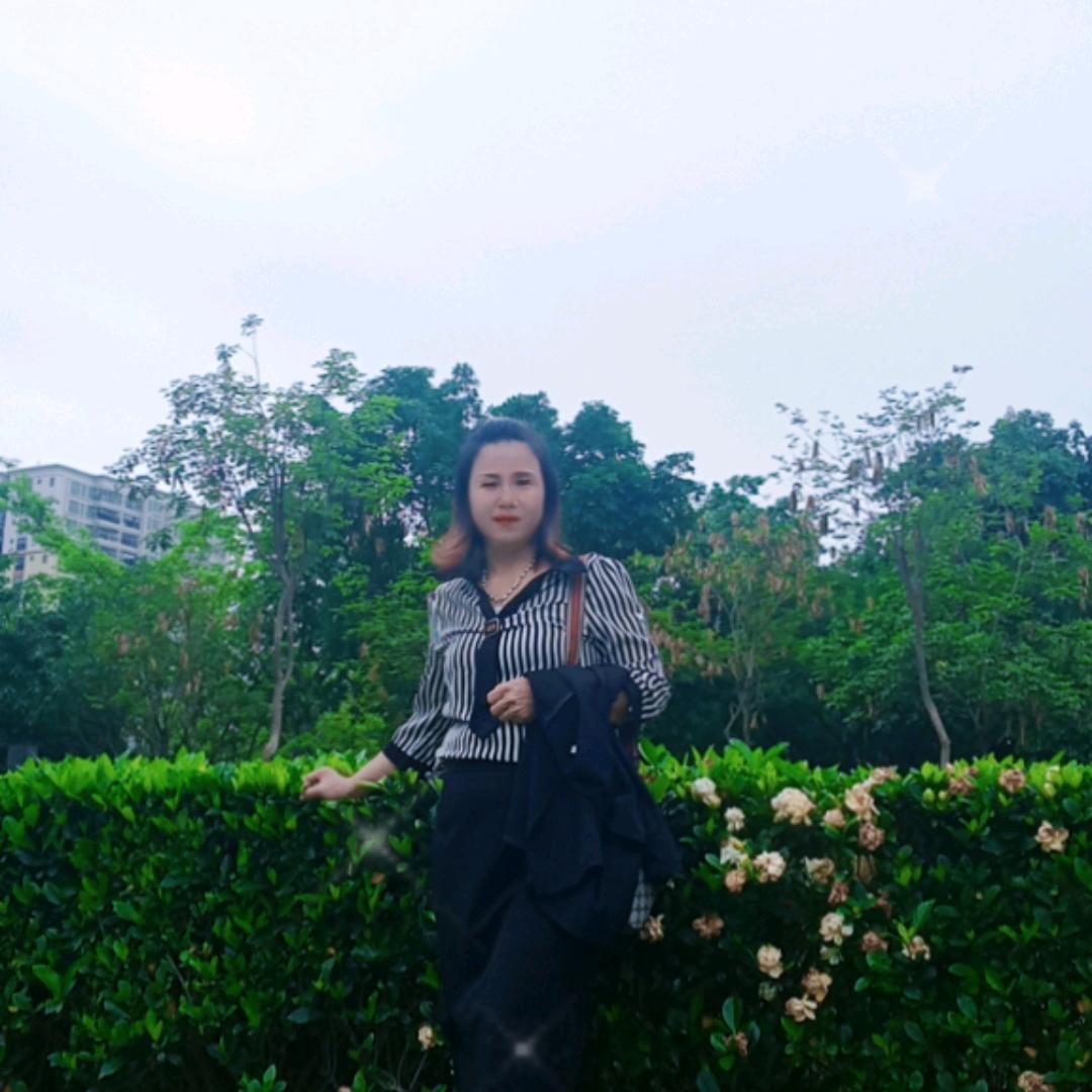 热爱唱歌🎤朋友请勿连赞🌻