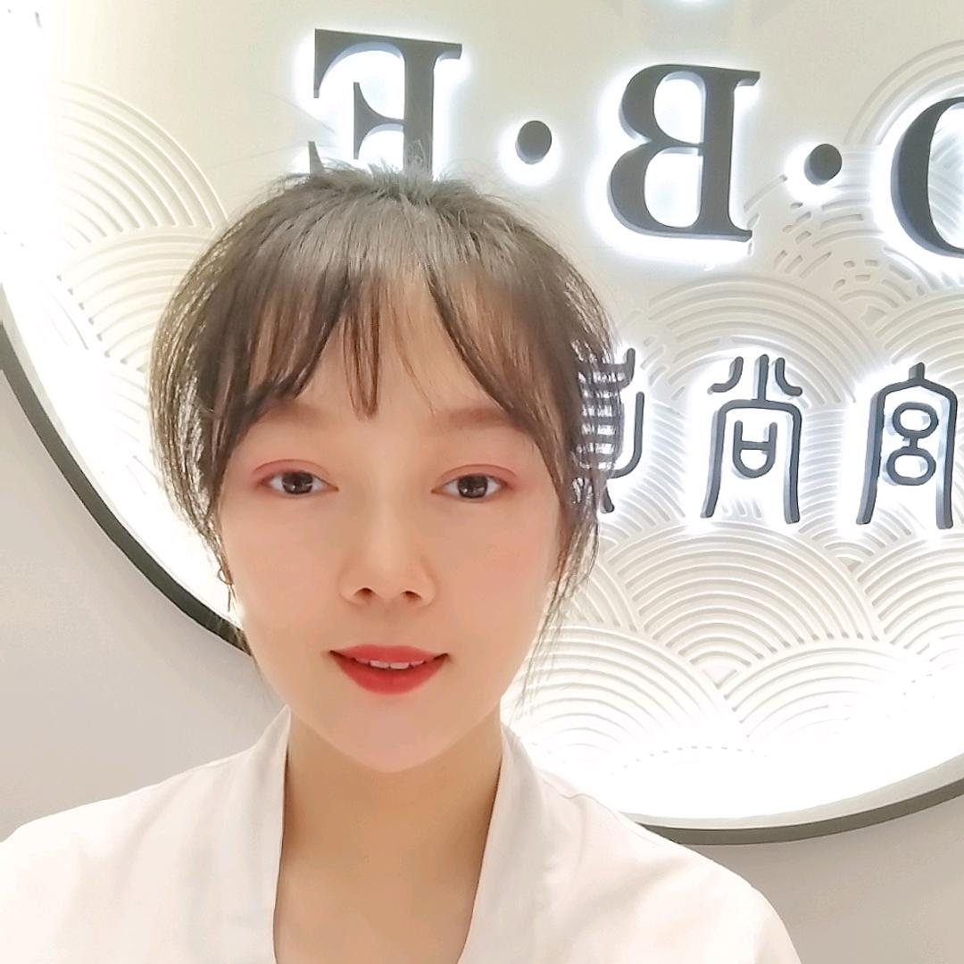 米东吾悦DBE珠宝  门惠歌