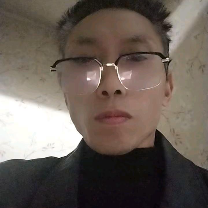 钰霖