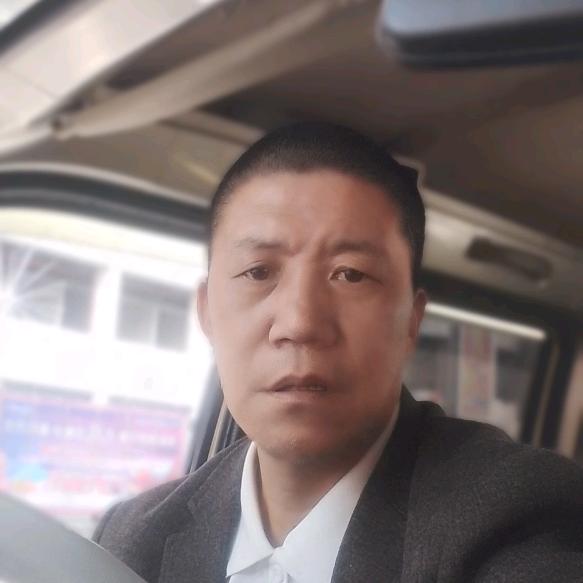 老黄搬家拉货