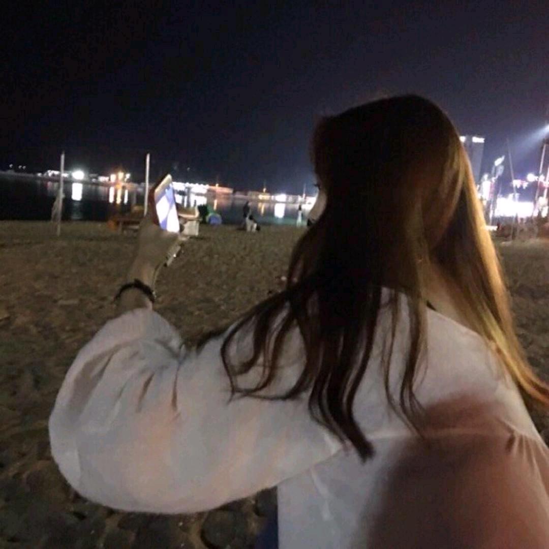 ᭄兜里半颗糖🍭