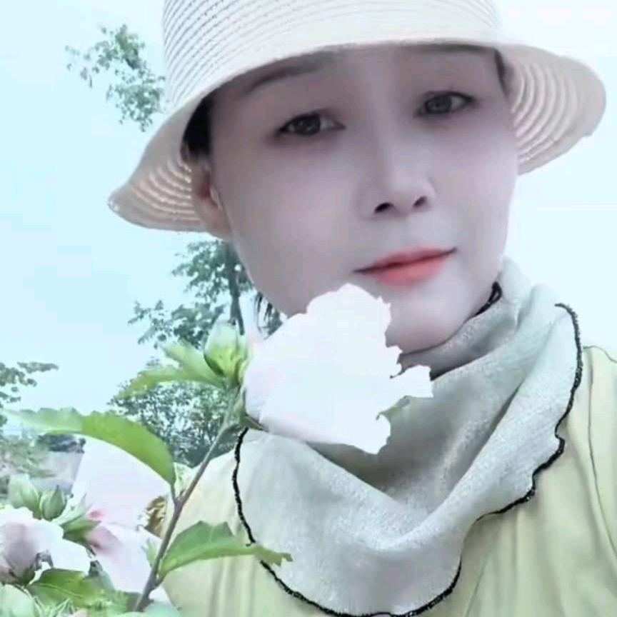 🍀周🌷姐☘️
