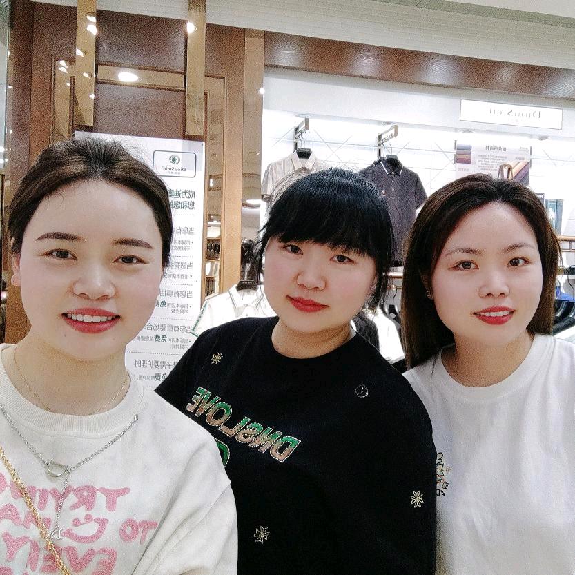 迪奥狮丹（版画院店）