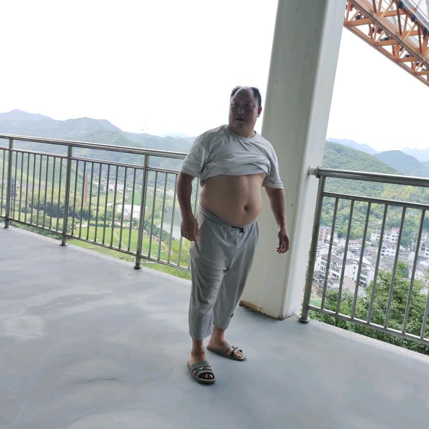 小贵州