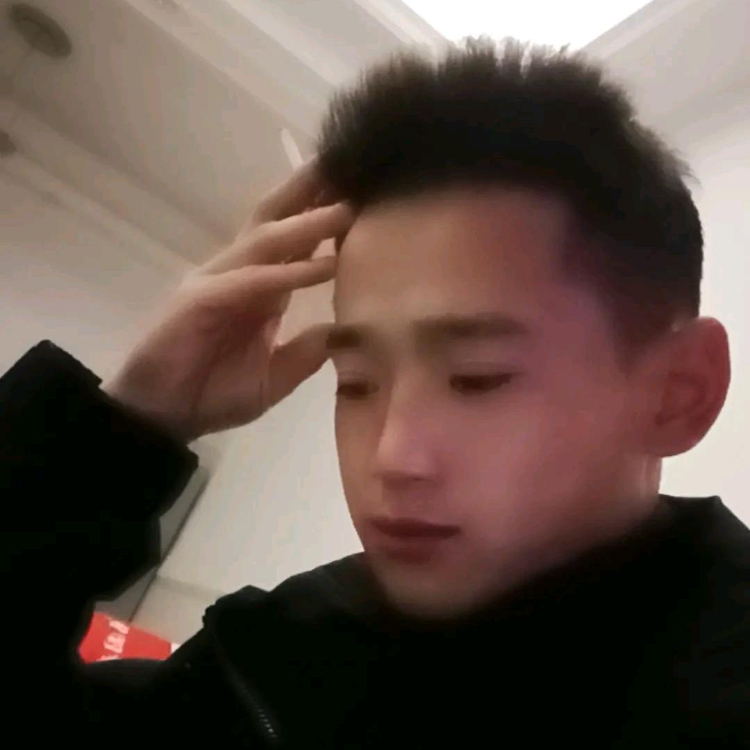 小军(„ಡωಡ„)