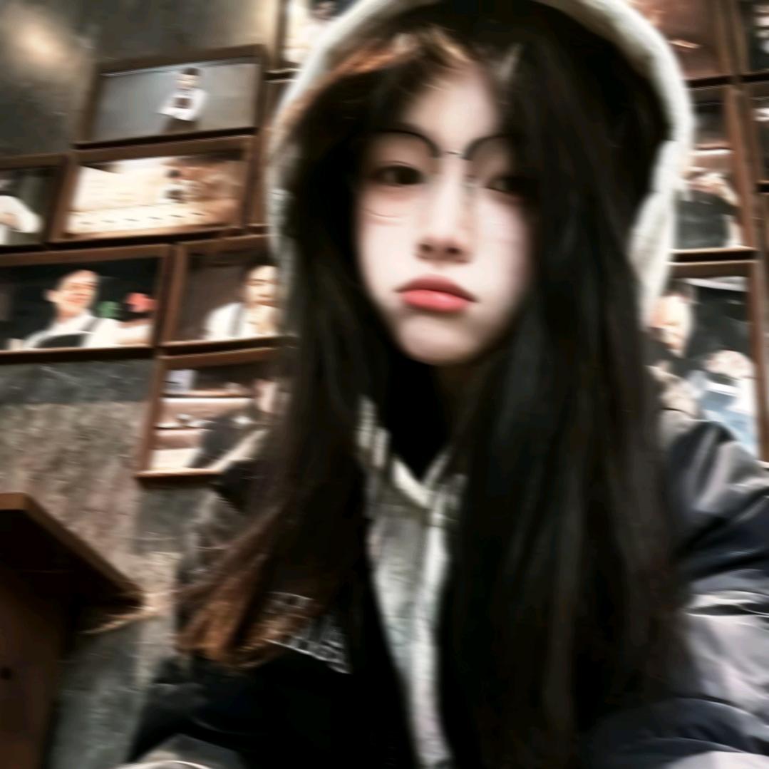 L.月光曲儿头像