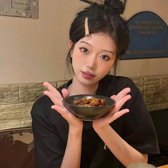 草莓穿搭记