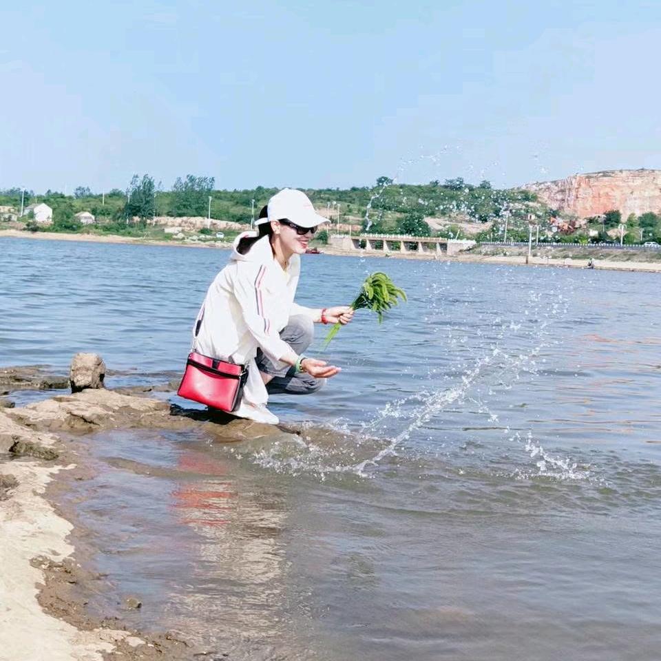 “云朵朵”