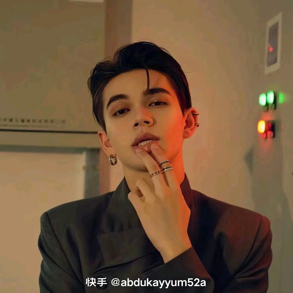 吐尔洪💥💥💥