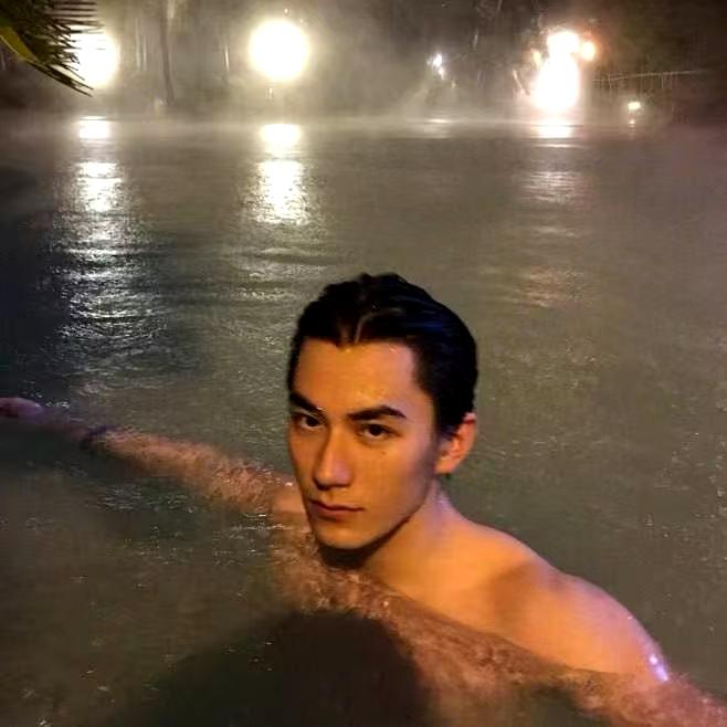 登哥（回复号）