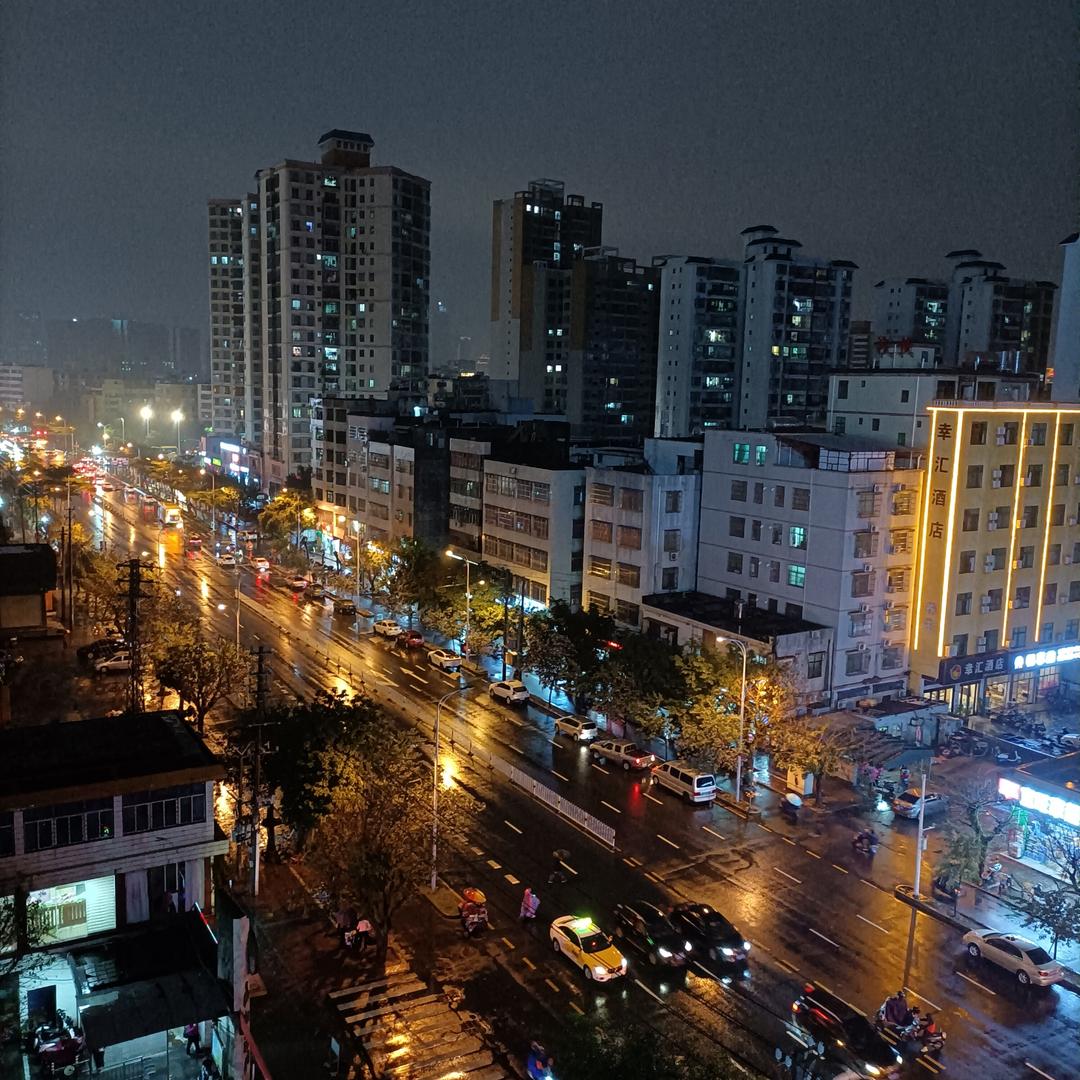 人不好，嘴不甜，长的磕碜，还没钱。