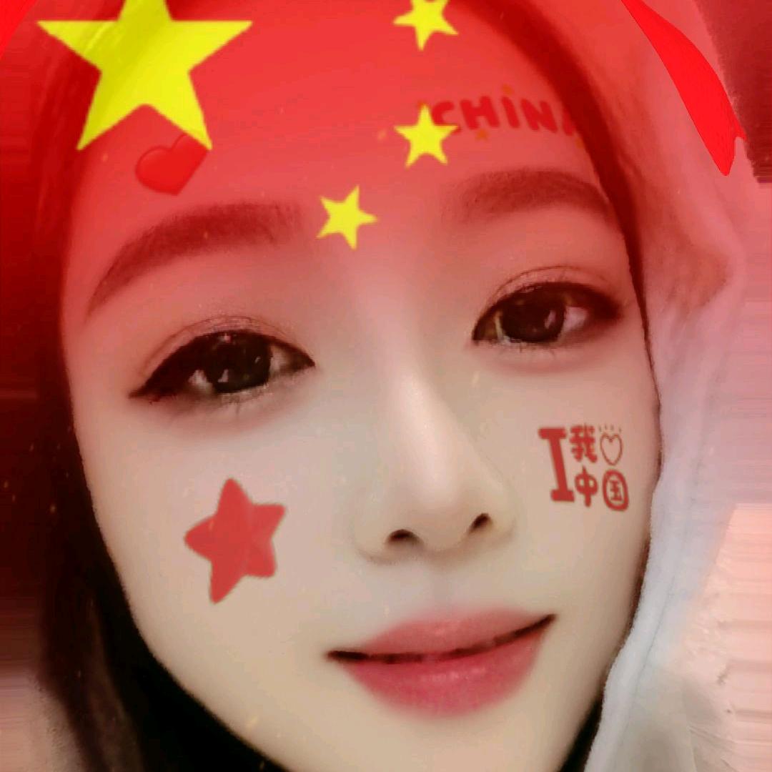 做果子的小姐姐