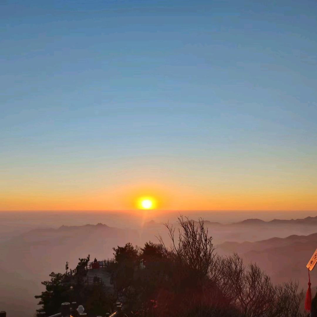 无色，无味，无气，白开水！