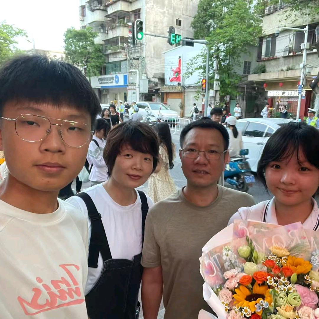 澄海艺和入户门（啊锋）