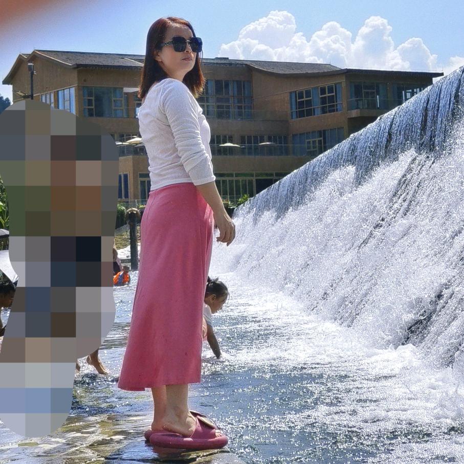 苏小爱吖