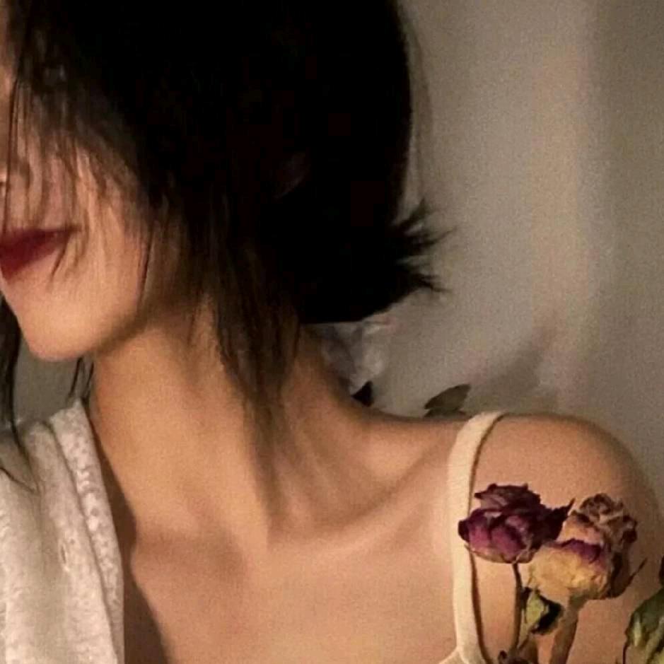 90后快餐小姐姐