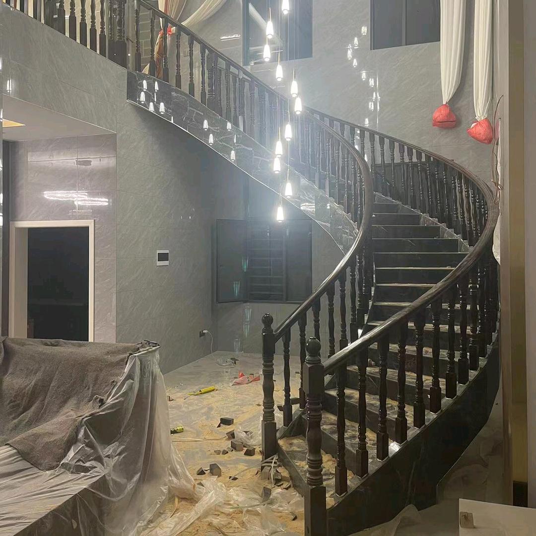 兴义市锦福实木楼梯扶手