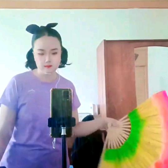 童艺Wendy 唱歌主播（杨粤粤）