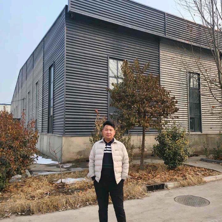 多功能旋耕机侯厂长