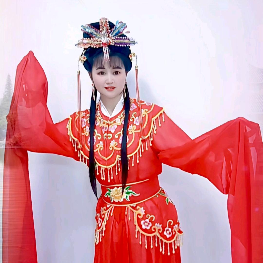 畲家女💃💃💃，