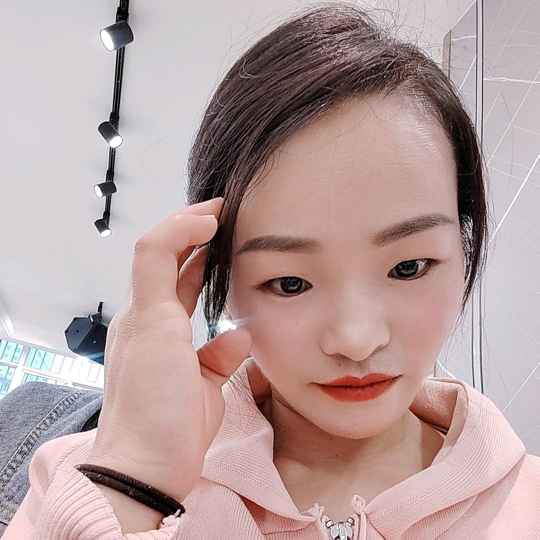 Ai-玲兒